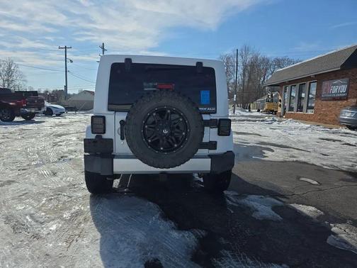 2014 Jeep Wrangler Unlimited Sahara