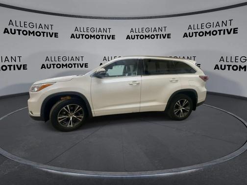 Blizzard Pearl 2016 Toyota Highlander XLE
