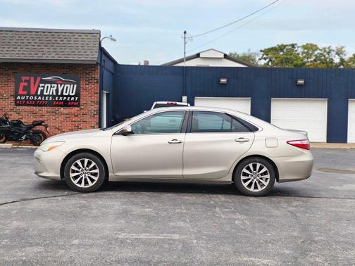 2015 Toyota Camry XLE