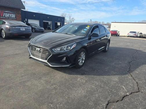2018 Hyundai SONATA SE
