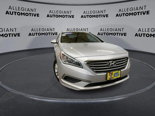 2017 Hyundai SONATA SE