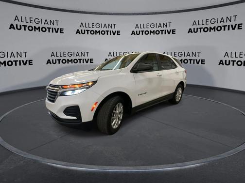 Summit White 2022 Chevrolet Equinox LS