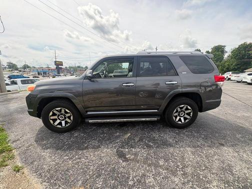 Magnetic Gray Metallic 2010 Toyota 4Runner SR5