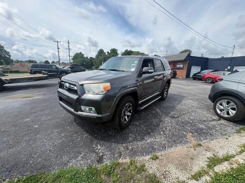 Magnetic Gray Metallic 2010 Toyota 4Runner SR5