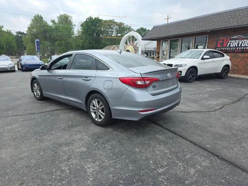 Shale Gray Metallic 2015 Hyundai SONATA SE