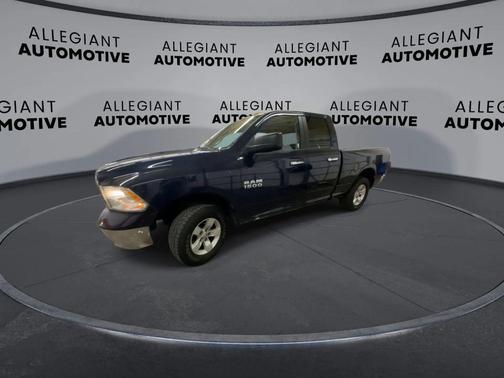 True Blue Pearlcoat 2016 RAM 1500 SLT