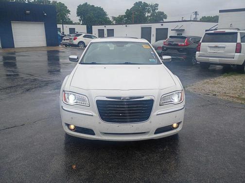 Bright White Clearcoat 2011 Chrysler 300C Base