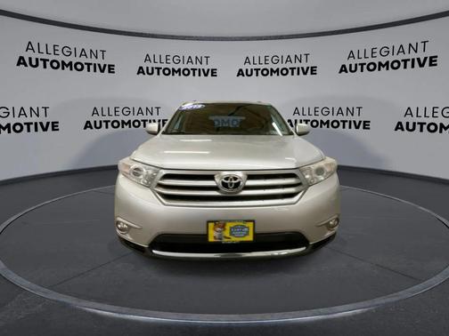 2013 Toyota Highlander SE