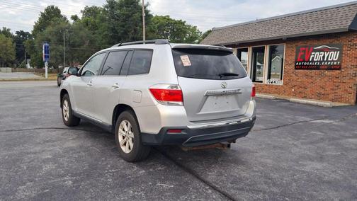 2013 Toyota Highlander SE