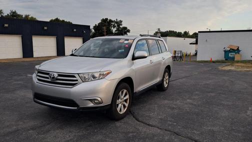 2013 Toyota Highlander SE