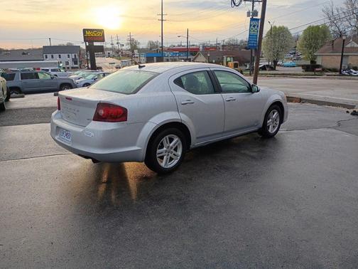 2012 Dodge Avenger SXT