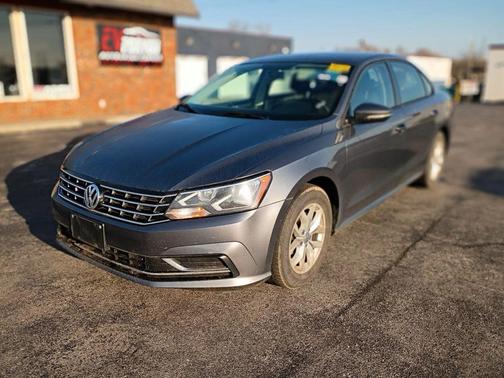 2018 Volkswagen Passat 2.0T S