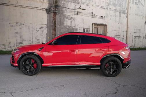 2019 Lamborghini Urus Sport Utility 4D