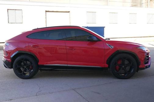 2019 Lamborghini Urus Sport Utility 4D