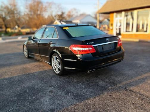 2010 Mercedes-Benz E-Class E 550 4MATIC Sedan 4D