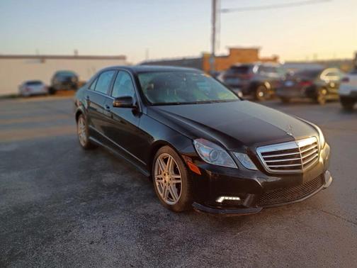 2010 Mercedes-Benz E-Class E 550 4MATIC Sedan 4D