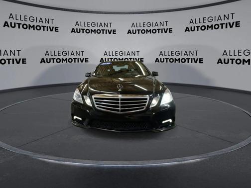 2010 Mercedes-Benz E-Class E 550 4MATIC Sedan 4D