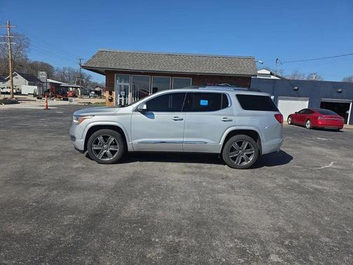 Quicksilver Metallic 2017 GMC Acadia Denali