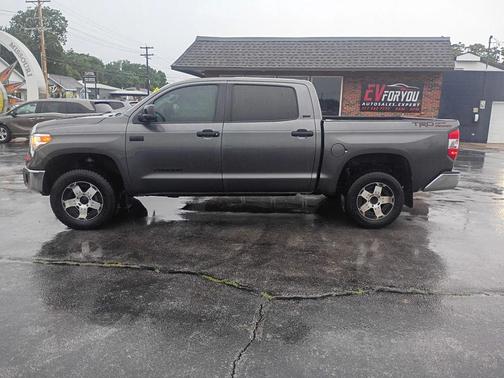 Magnetic Gray Metallic 2015 Toyota Tundra SR5