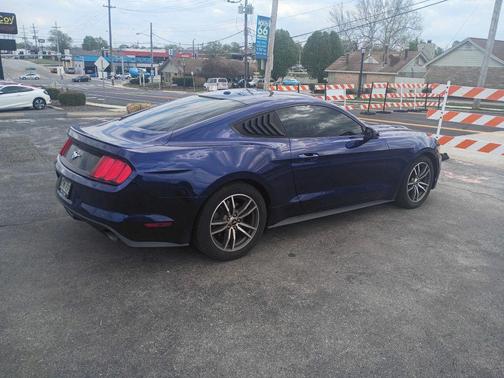 2015 Ford Mustang EcoBoost Premium