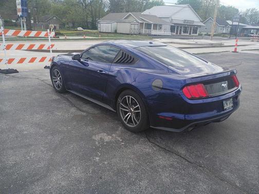2015 Ford Mustang EcoBoost Premium