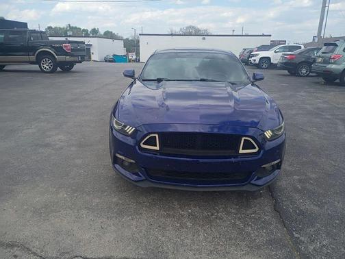 2015 Ford Mustang EcoBoost Premium