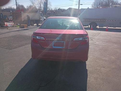 2014 Toyota Camry LE