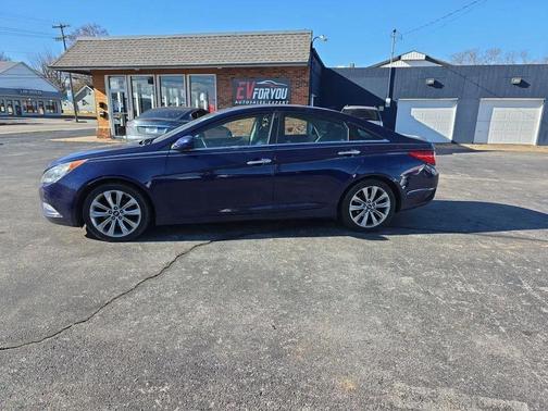 2011 Hyundai SONATA SE