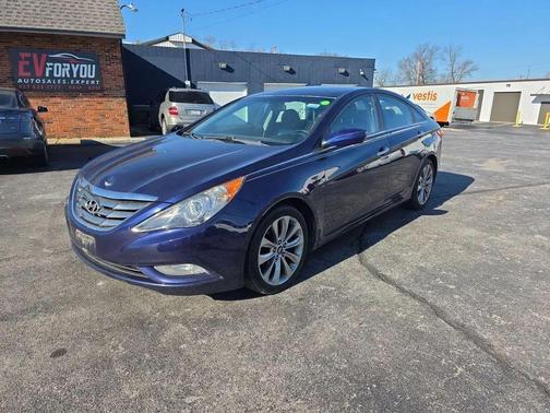 2011 Hyundai SONATA SE