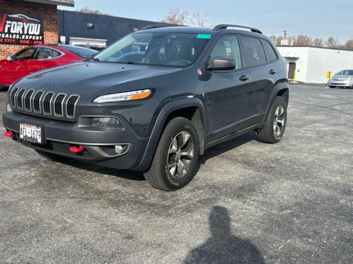 2016 Jeep Cherokee Sport