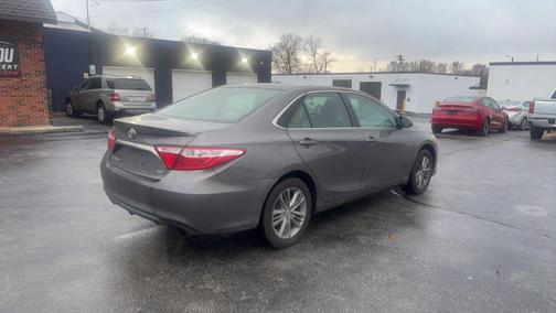 2017 Toyota Camry SE