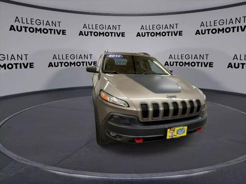 2017 Jeep Cherokee Sport