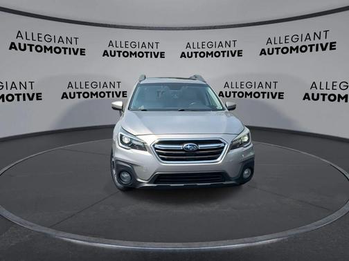 Tungsten Metallic 2018 Subaru Outback 3.6R Limited
