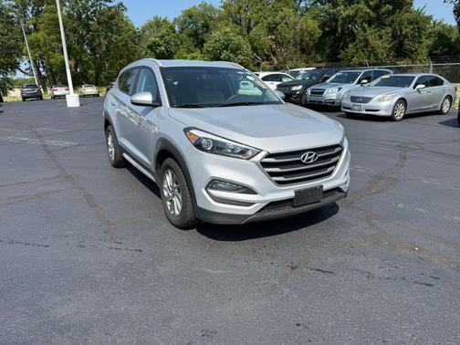 Molten Silver 2018 Hyundai TUCSON SEL