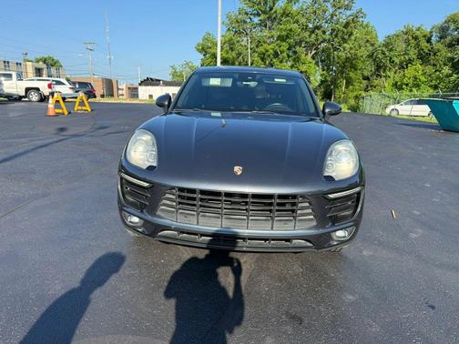 2017 Porsche Macan Macan