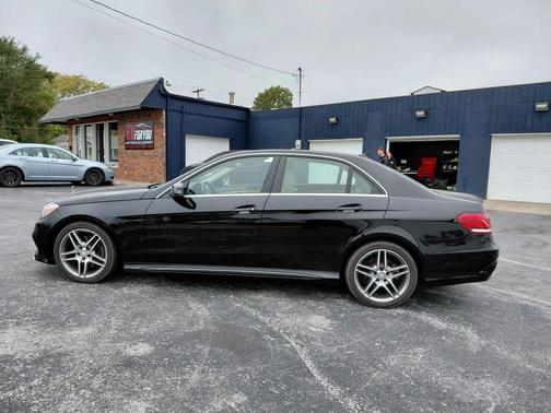 2016 Mercedes-Benz E-Class 4MATIC