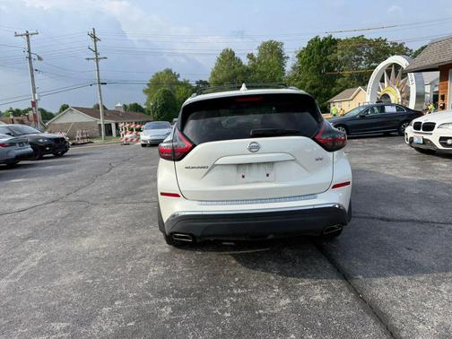 Pearl White Tricoat 2019 Nissan Murano SV