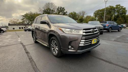 Predawn Gray Mica 2019 Toyota Highlander XLE
