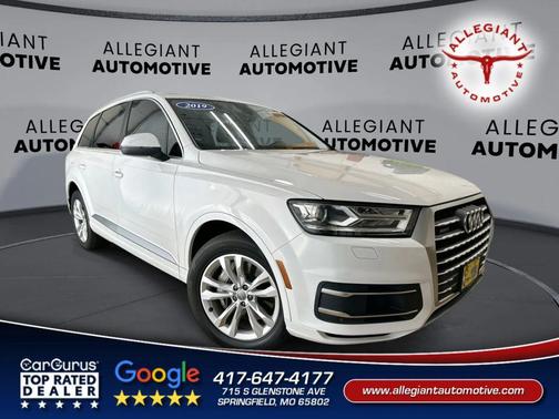 White 2019 Audi Q7 55 Premium