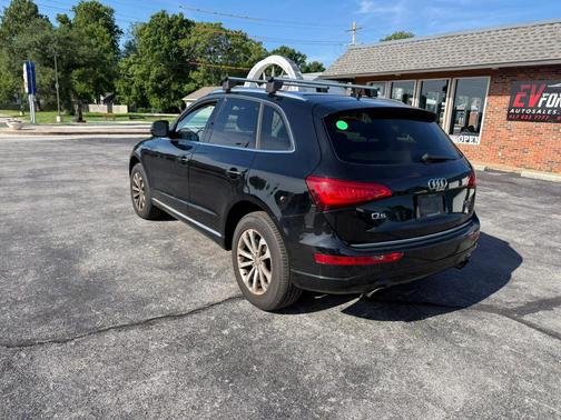 Black 2015 Audi Q5 2.0T Premium