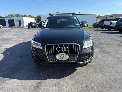 Black 2015 Audi Q5 2.0T Premium