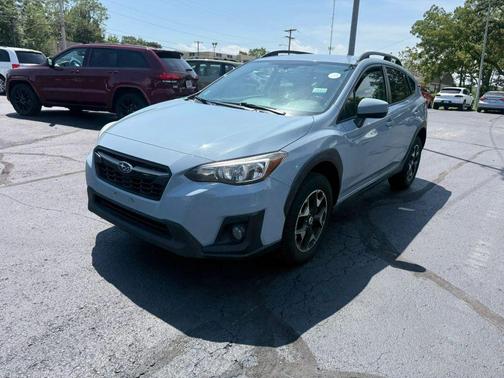 Cool Gray Khaki 2018 Subaru Crosstrek 2.0i Premium