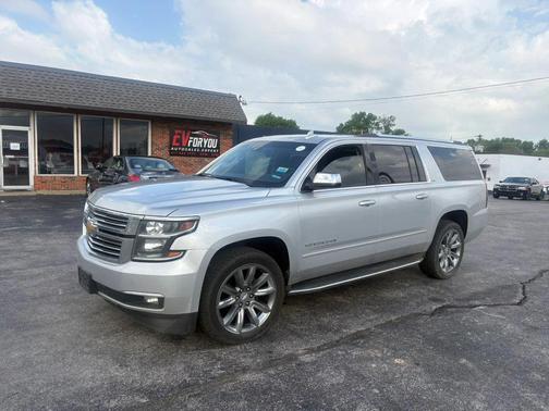 Silver Ice Metallic 2016 Chevrolet Suburban LTZ