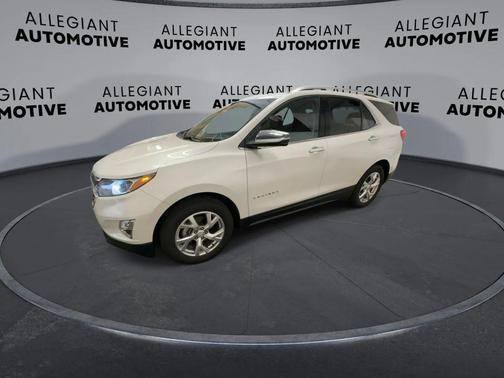 Iridescent Pearl Tricoat 2018 Chevrolet Equinox Premier