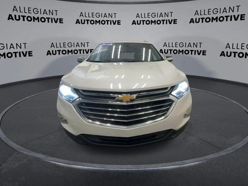 Iridescent Pearl Tricoat 2018 Chevrolet Equinox Premier