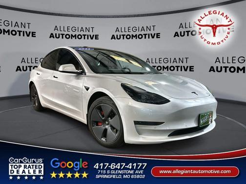Pearl White Multi-Coat 2022 Tesla Model 3 Standard Range