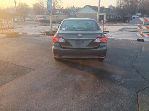 2013 Toyota Corolla LE