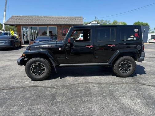 Black Clearcoat 2016 Jeep Wrangler Unlimited Rubicon
