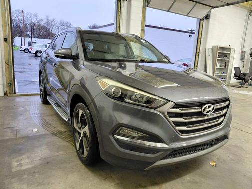 2016 Hyundai TUCSON Sport