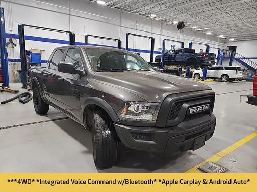 2024 RAM 1500 Classic Warlock Crew Cab 4x4 5'7' Box